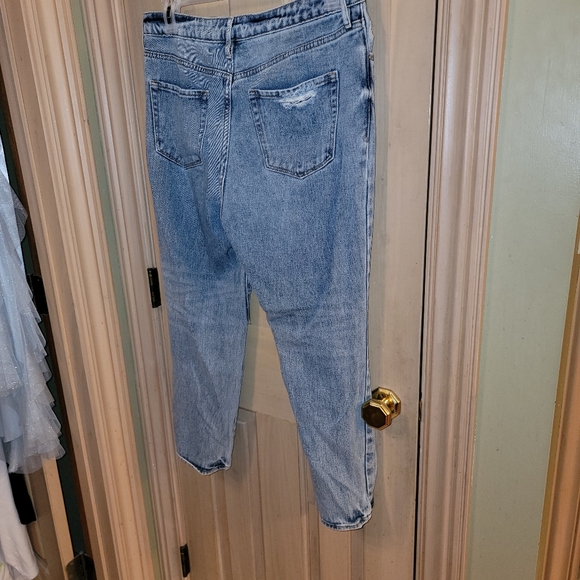 Misses sz 30 Pacsun Mom Capris Cropped Jeans Cute Distressed - Picture 12 of 12